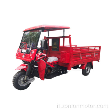 Triciclo tuktuk con cabina per il trasporto